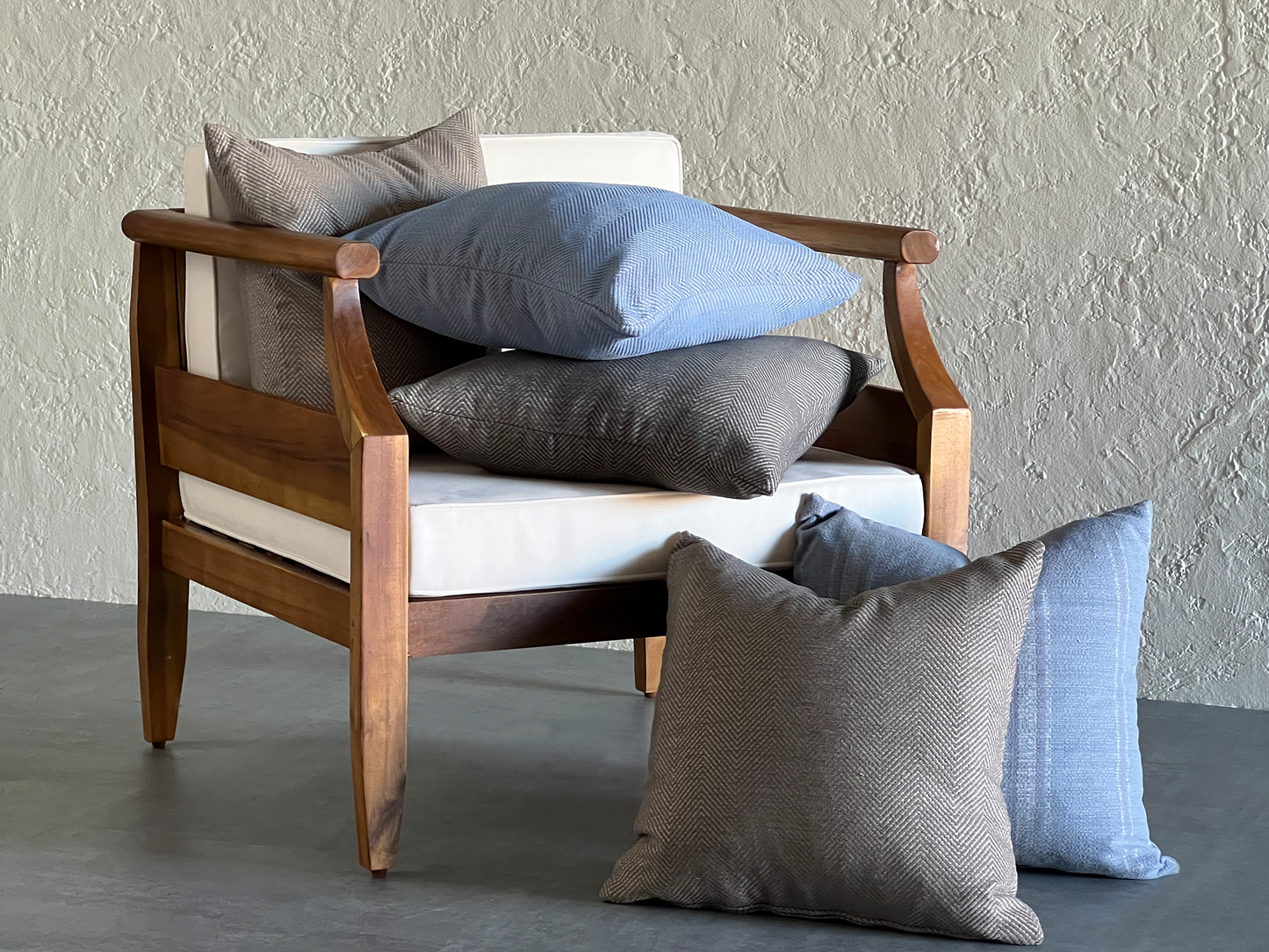 Charleston Water Resistant Indoor/Outdoor Pillow Covers (Set of 2)